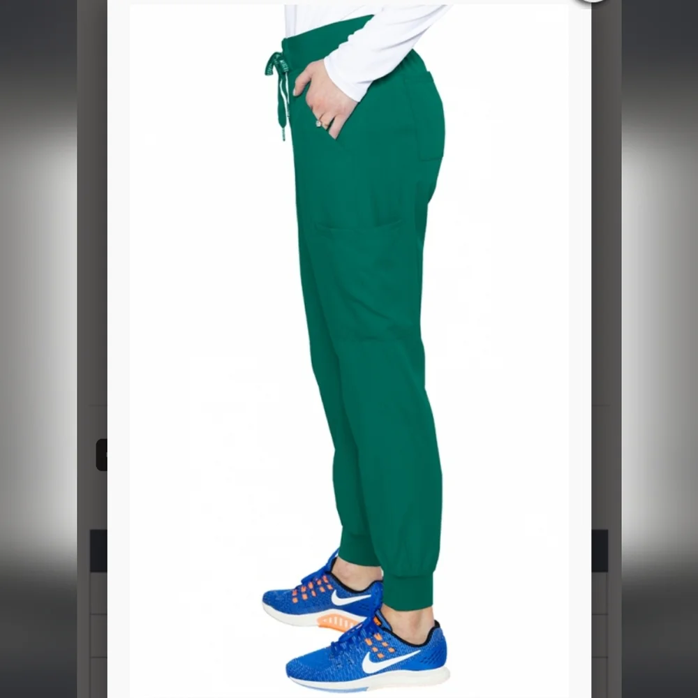 Scrub Set Hunter Green Medcouture - Picture 4 of 14
